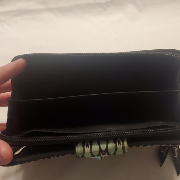 Vera Bradley Retired Sienna Stream Pattern Turn Lock Wallet - Picture 7 of 7